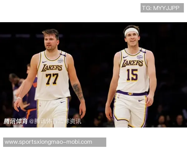 湖记:东契奇对里夫斯的赞赏如同对布伦森和欧文的喜爱 湖记:东契奇对里夫斯的赞赏如同对布伦森和欧文的喜爱